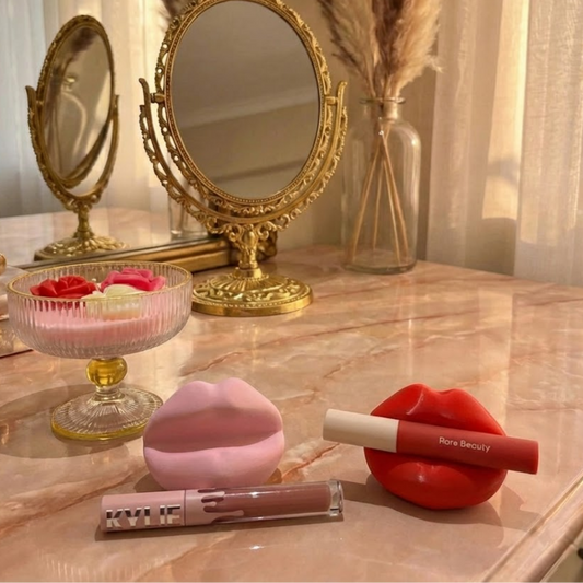 Lipstick Dudak Standi